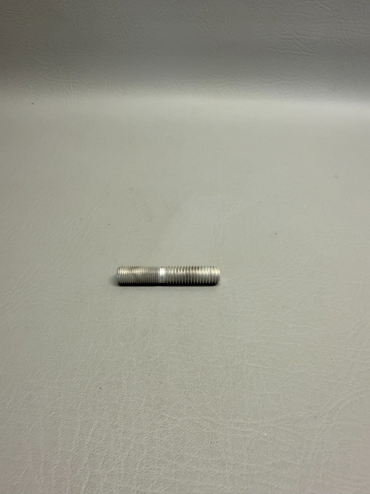 3817P03 Lycoming Stud