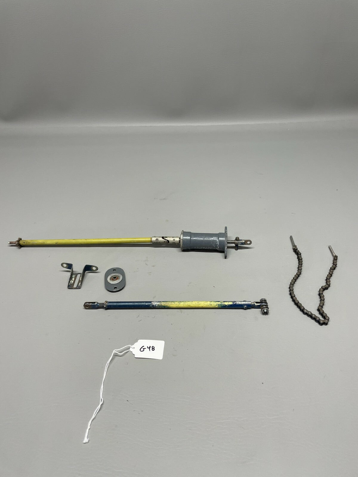Beechcraft Baron Trim Tab Actuator Assy P/N 45-524561