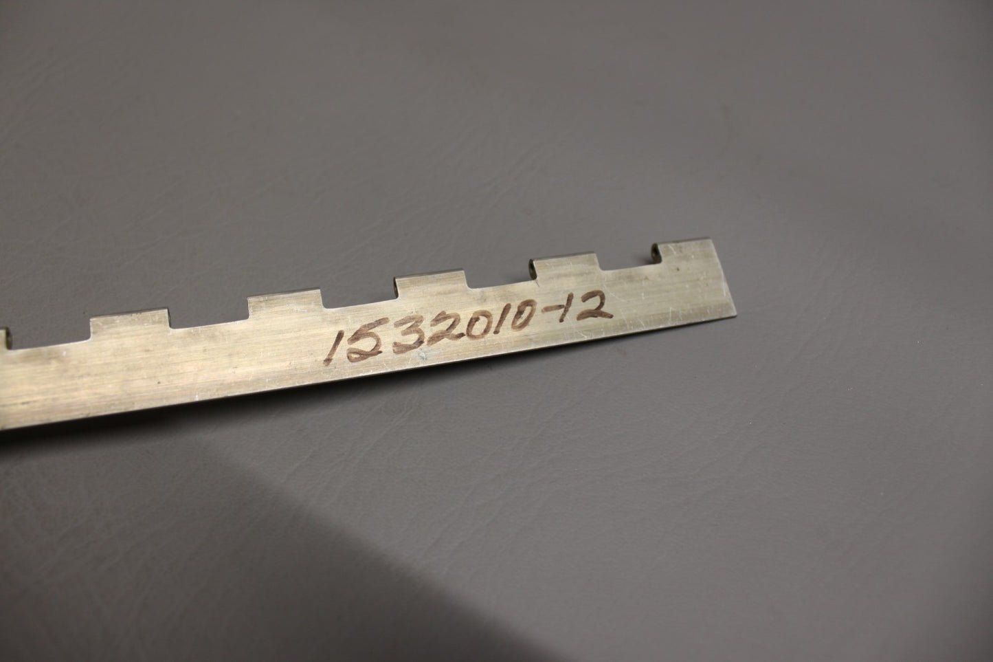 1532010-12 Cessna Hinge Half