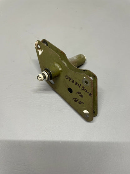 Cessna A185F Aileron Bellcrank Assy RH P/N 0422430-2