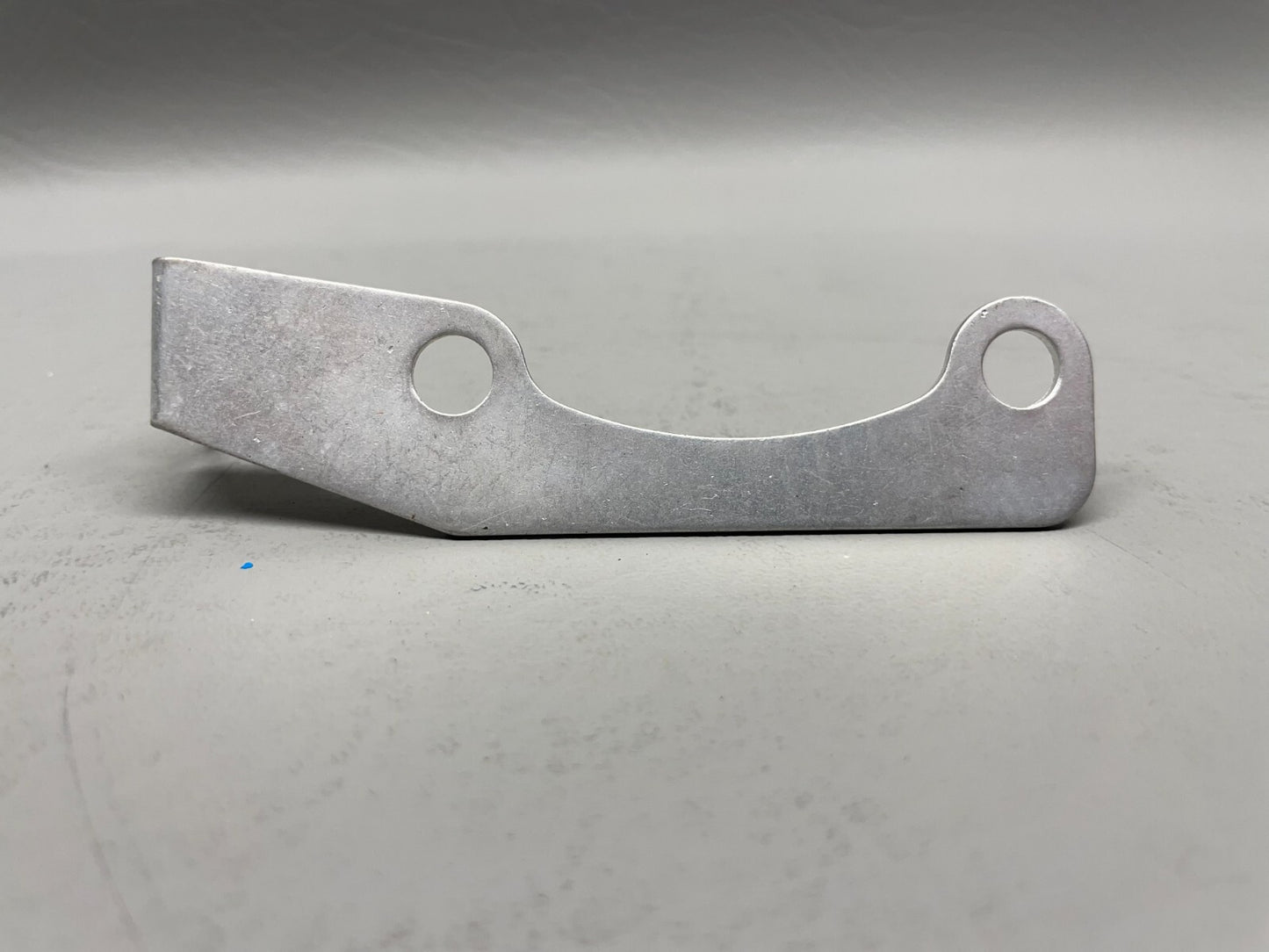Cessna Hinge Assy P/N 2013096-1 (NEW)