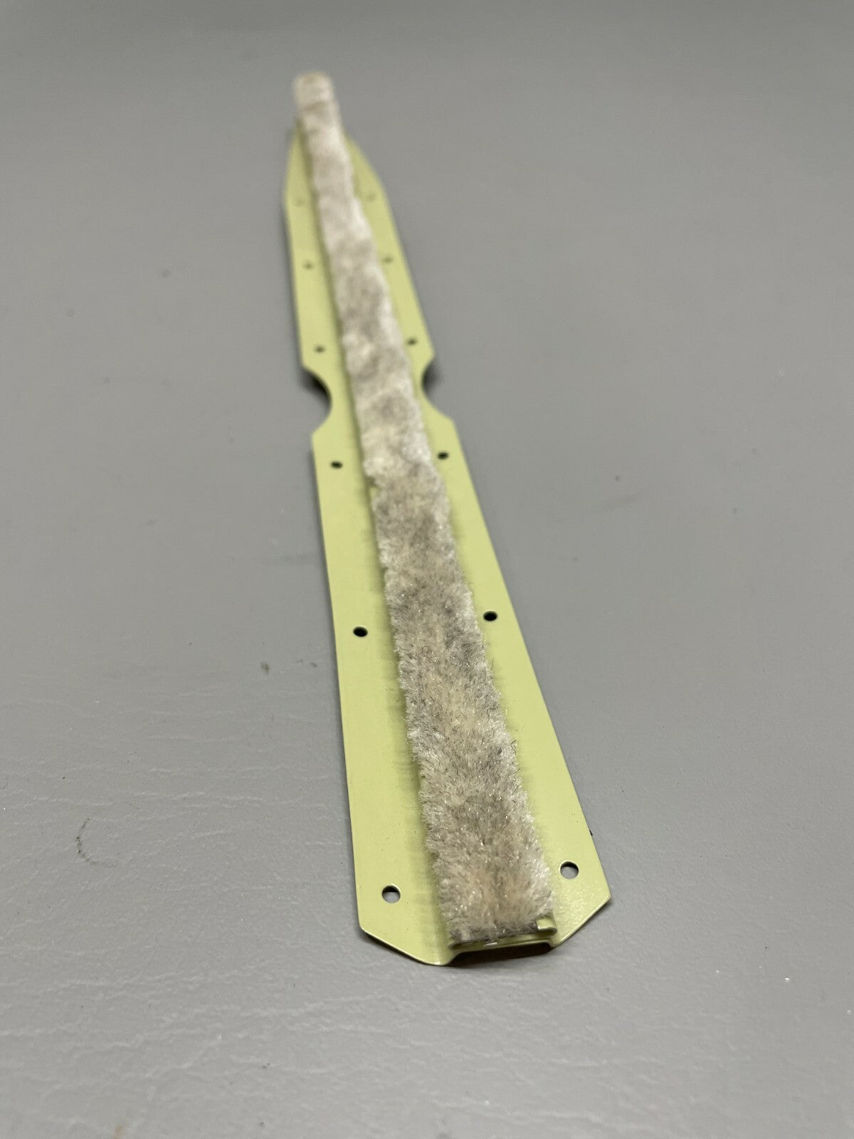 Aircraft Hat Section Rail P/N 2424001-22