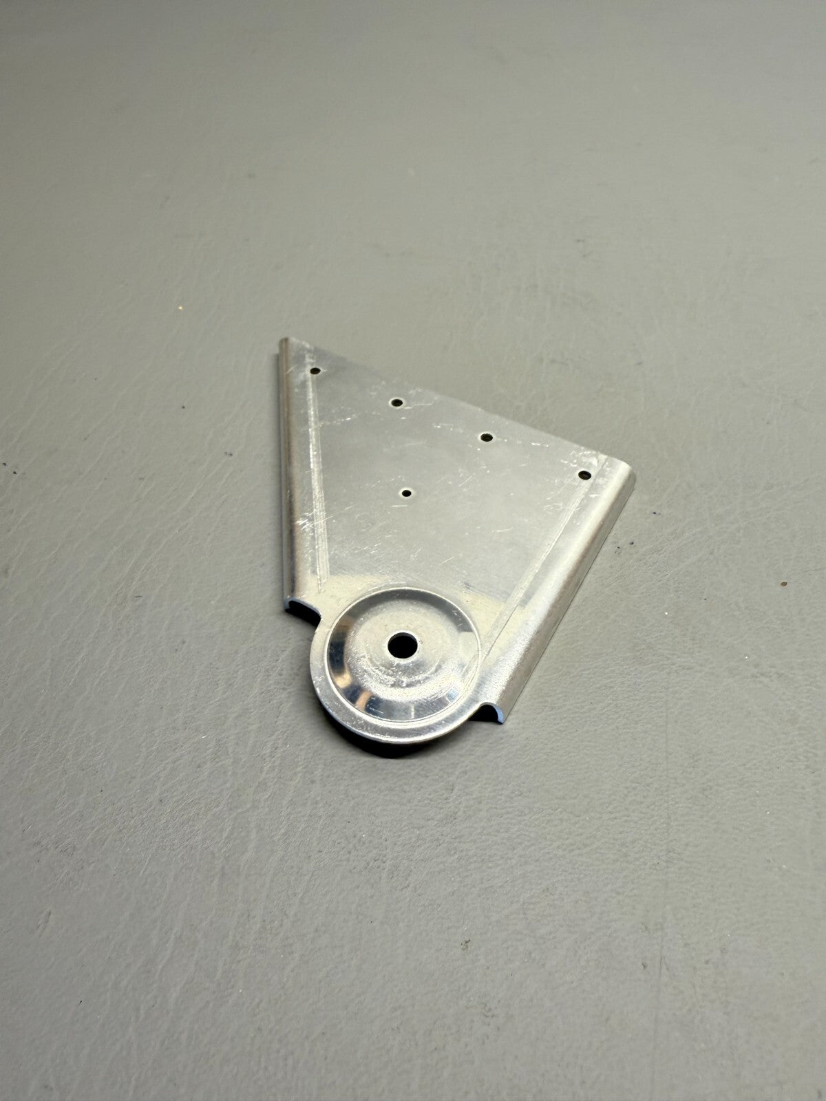 Piper Aircraft Stabilator Pulley Bracket P/N 62452-000