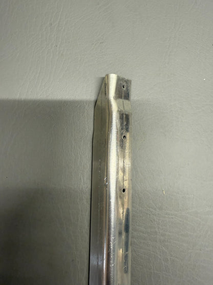 5313011-21 Cessna Angle