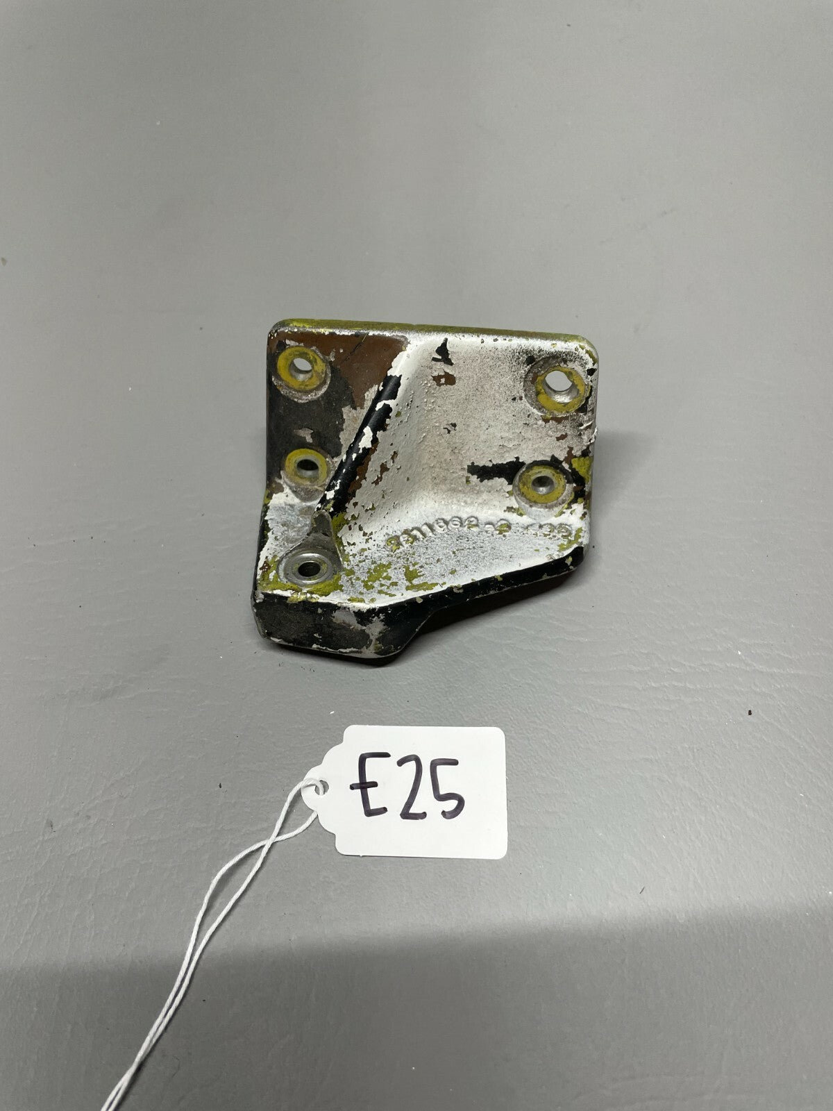 Bombardier Lower Door Fitting P/N 2311662-4