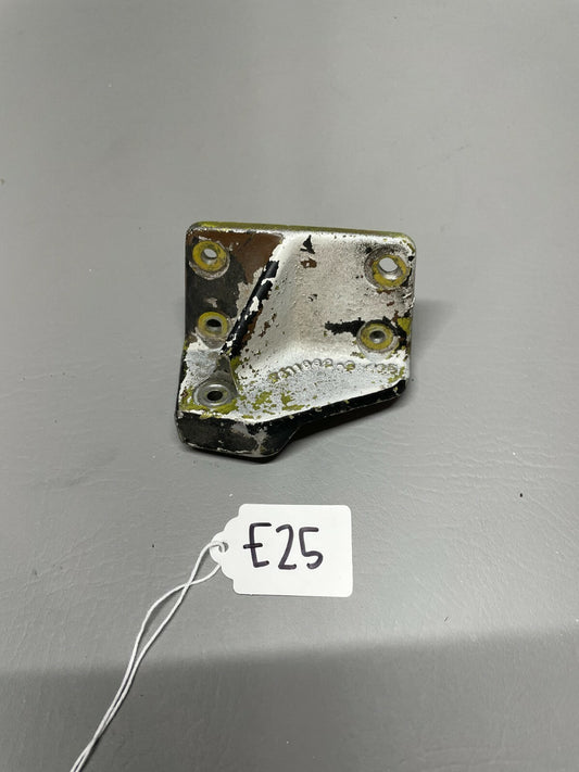 Bombardier Lower Door Fitting P/N 2311662-4