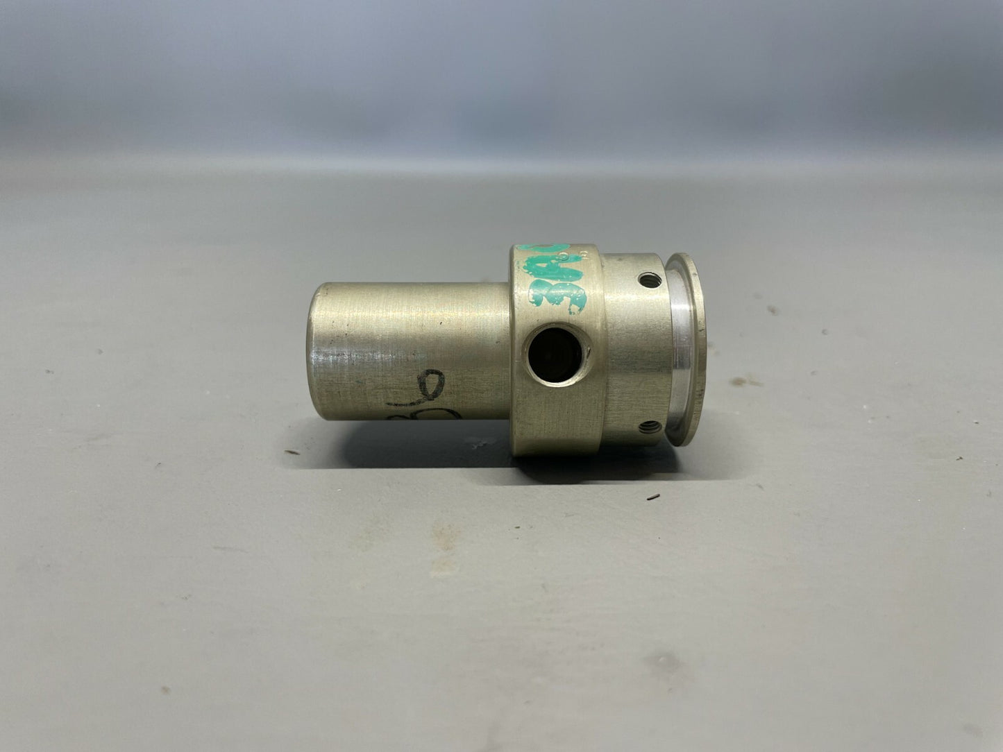 Nose Gear Retract End P/N 3A07089005