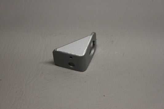 24916-000 Piper Bracket