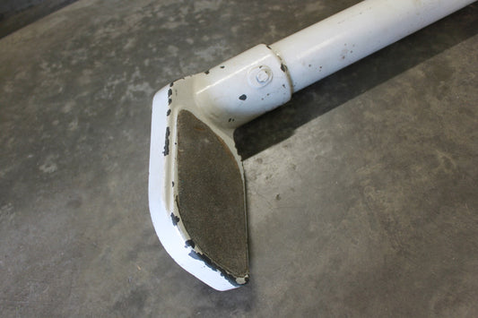 0811901-2 Cessna 310G Retractable Strut Step Assembly