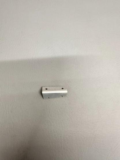 62146-000 Piper Clip