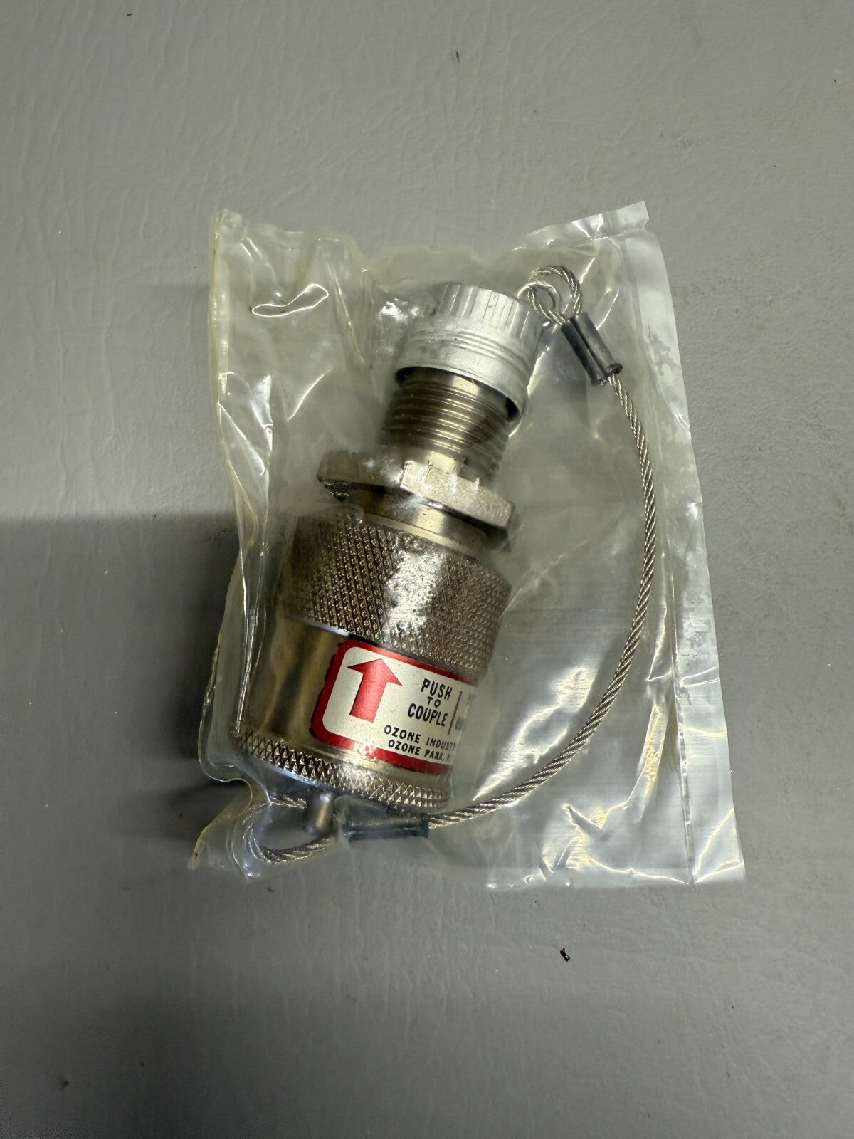Cessna Nipple Assy P/N 9914118-4