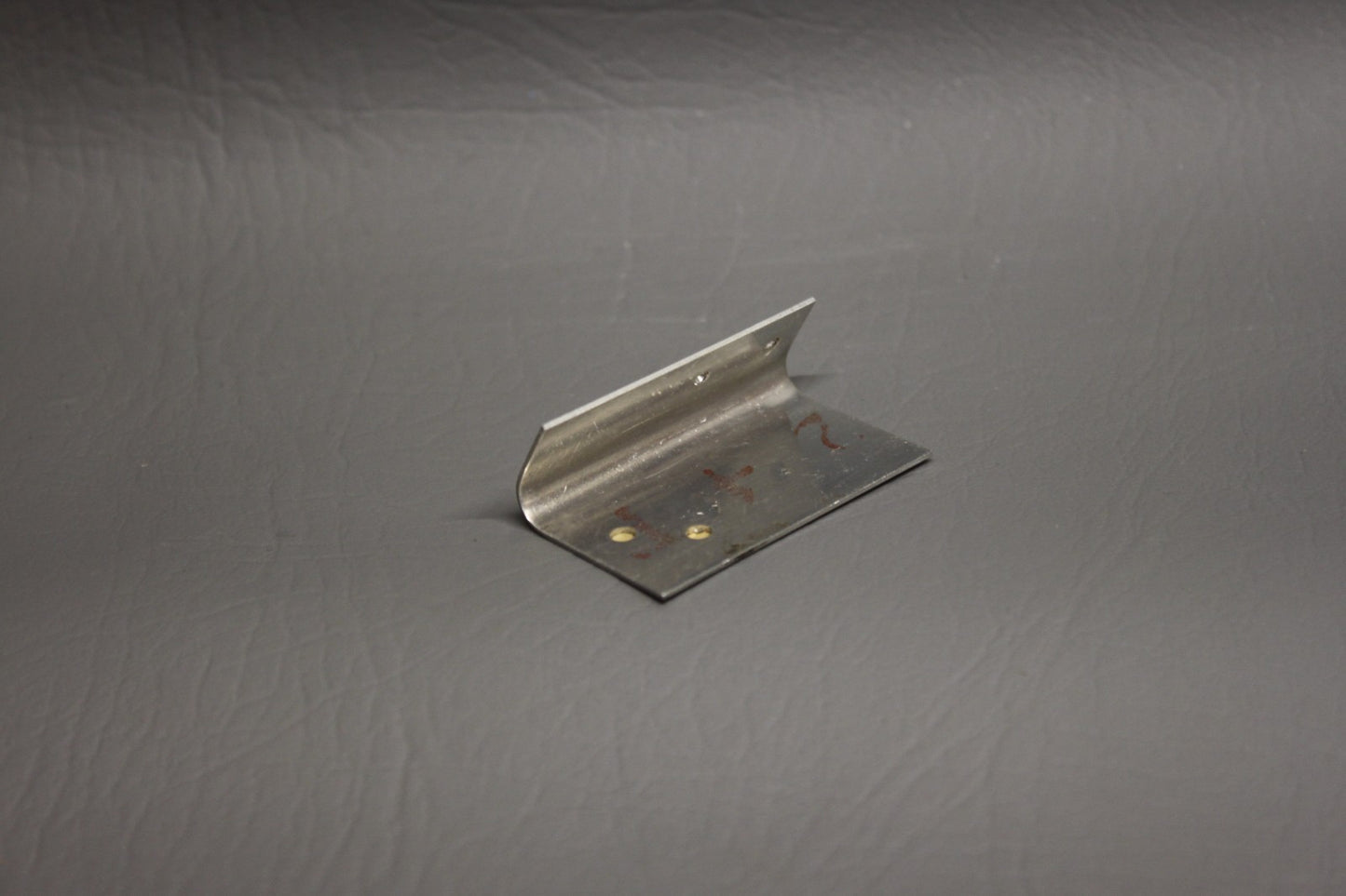0713019-16 Cessna Angle