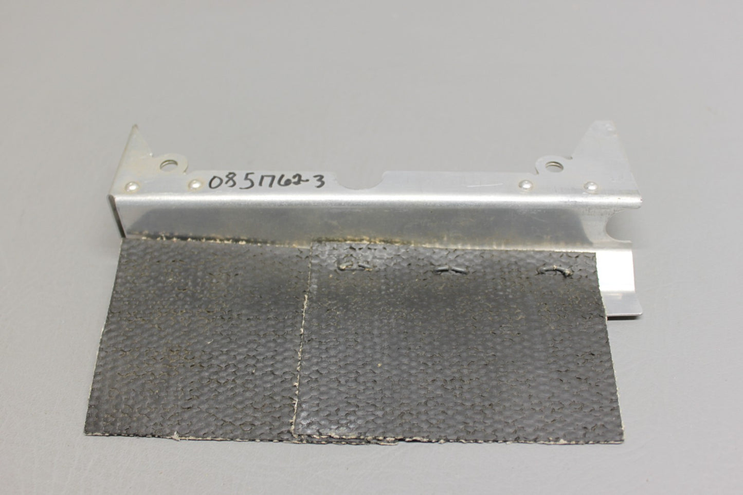 0851762-3 Cessna Baffle