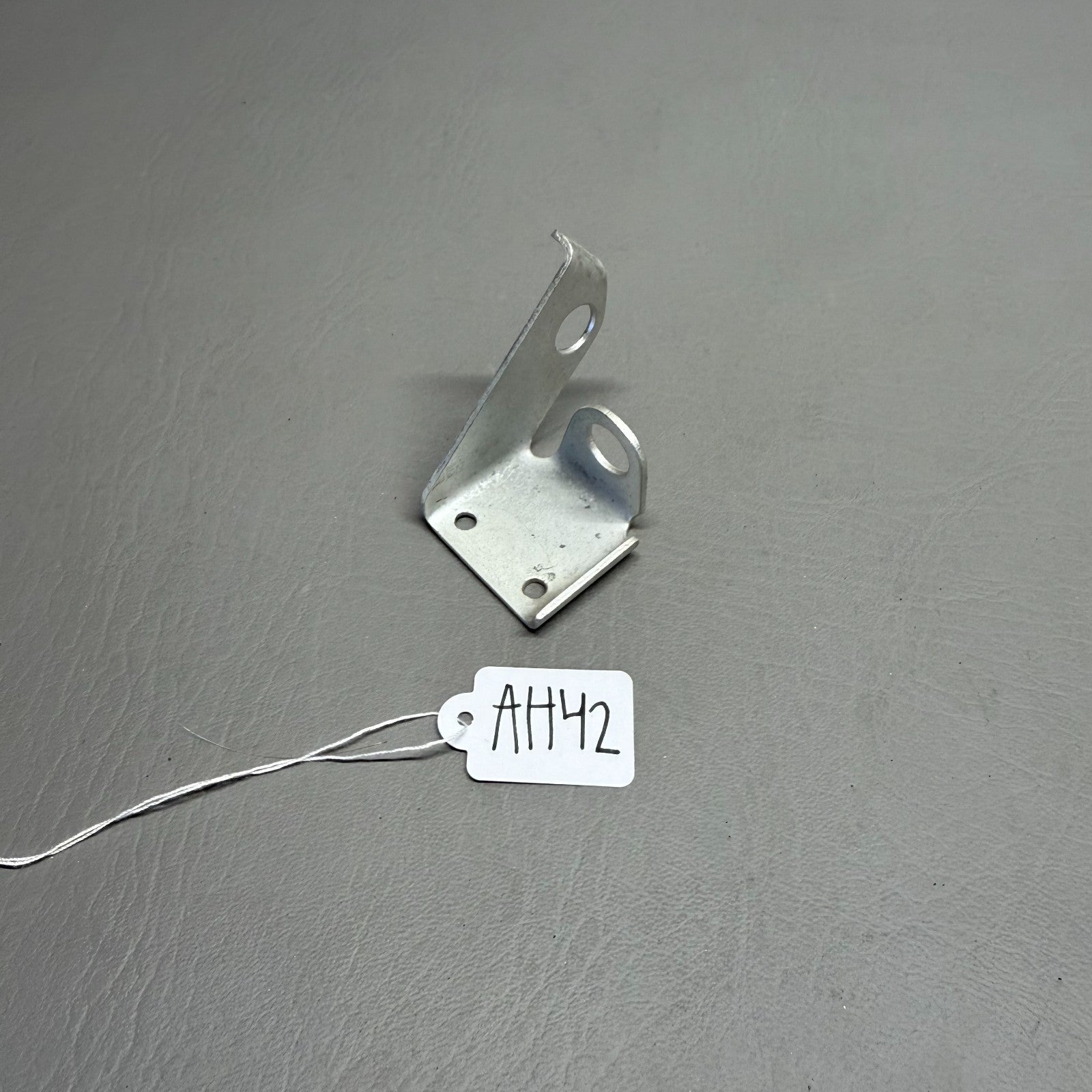 1241057-2 Cessna 210 Gear Switch Bracket RH