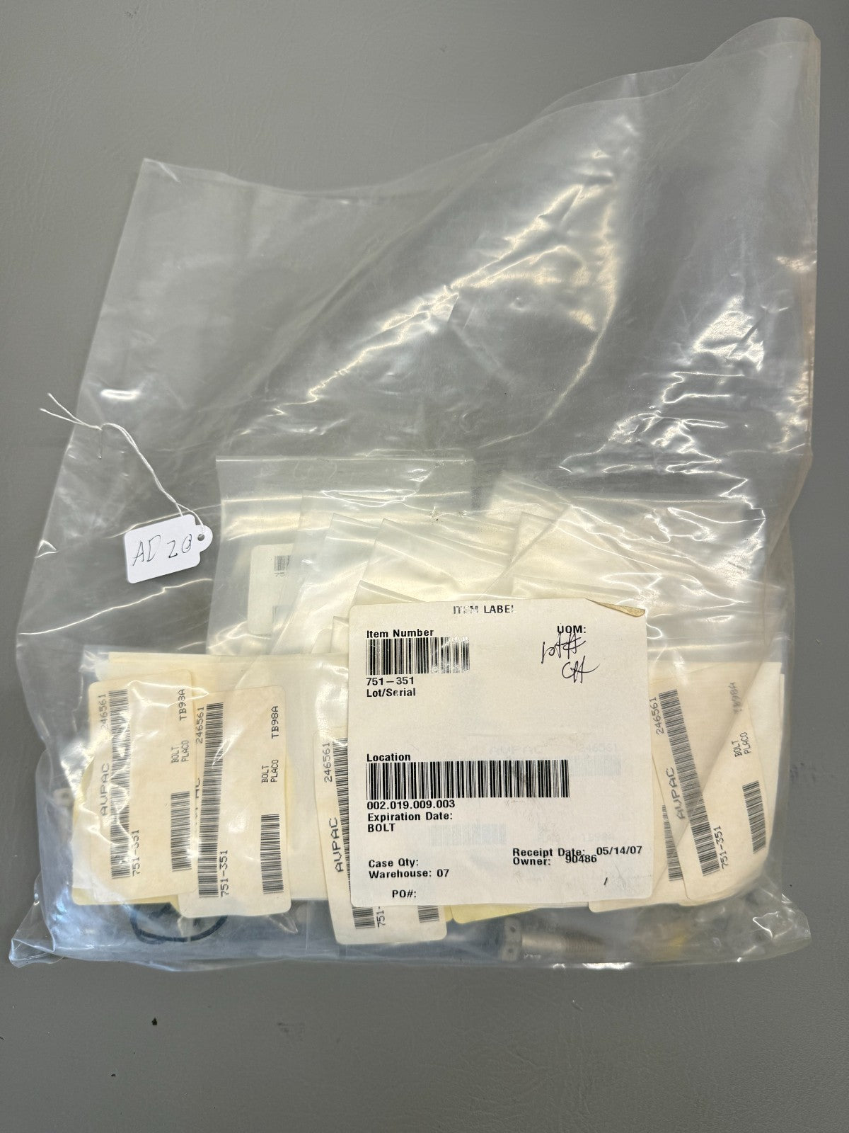 751-351 Piper Bolt (54 Pack)