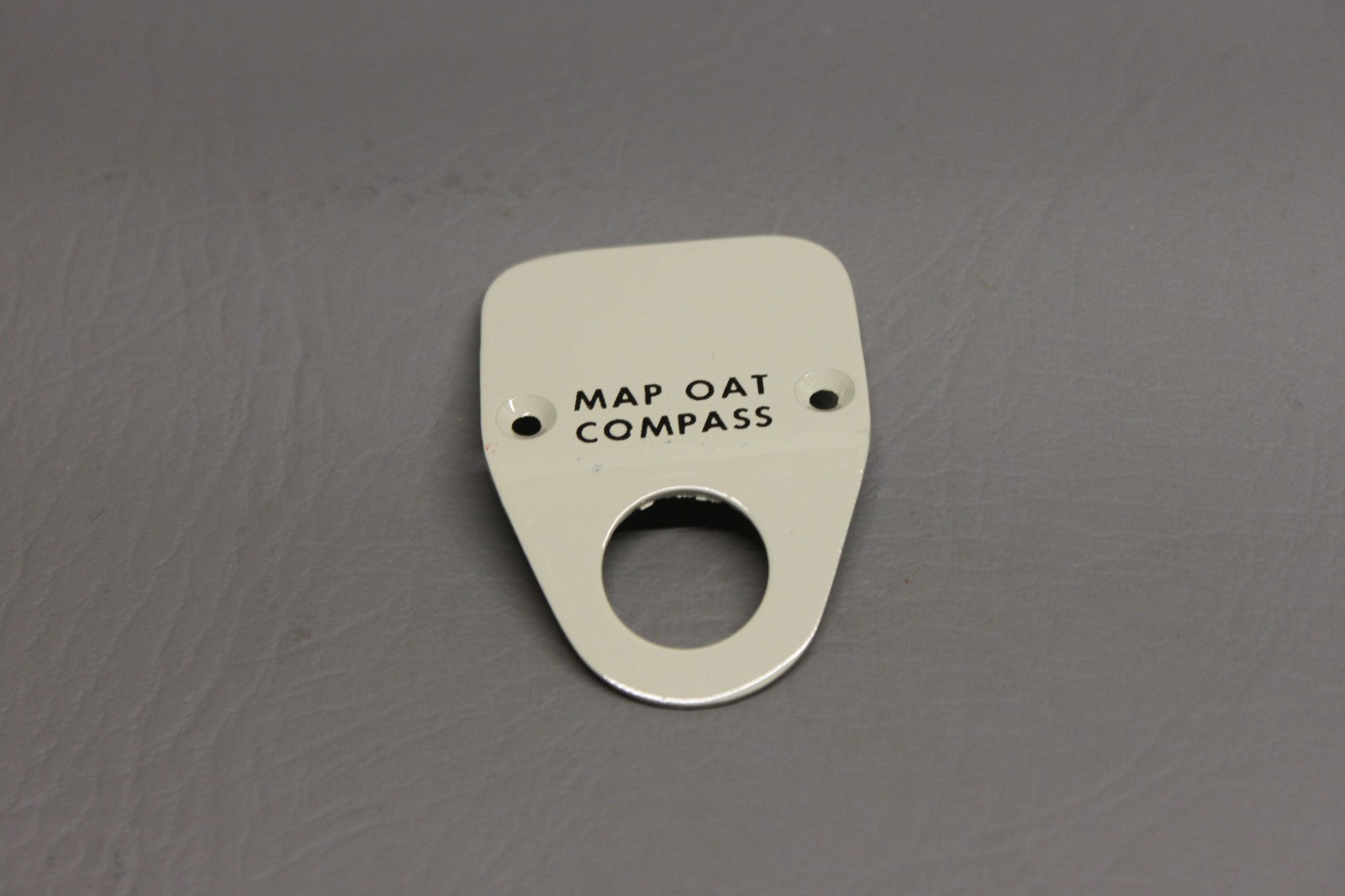 96-364090-21 Beechcraft Compass Mount