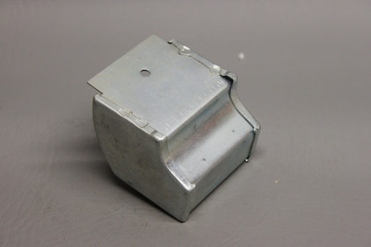 453-141 Piper Ash Tray