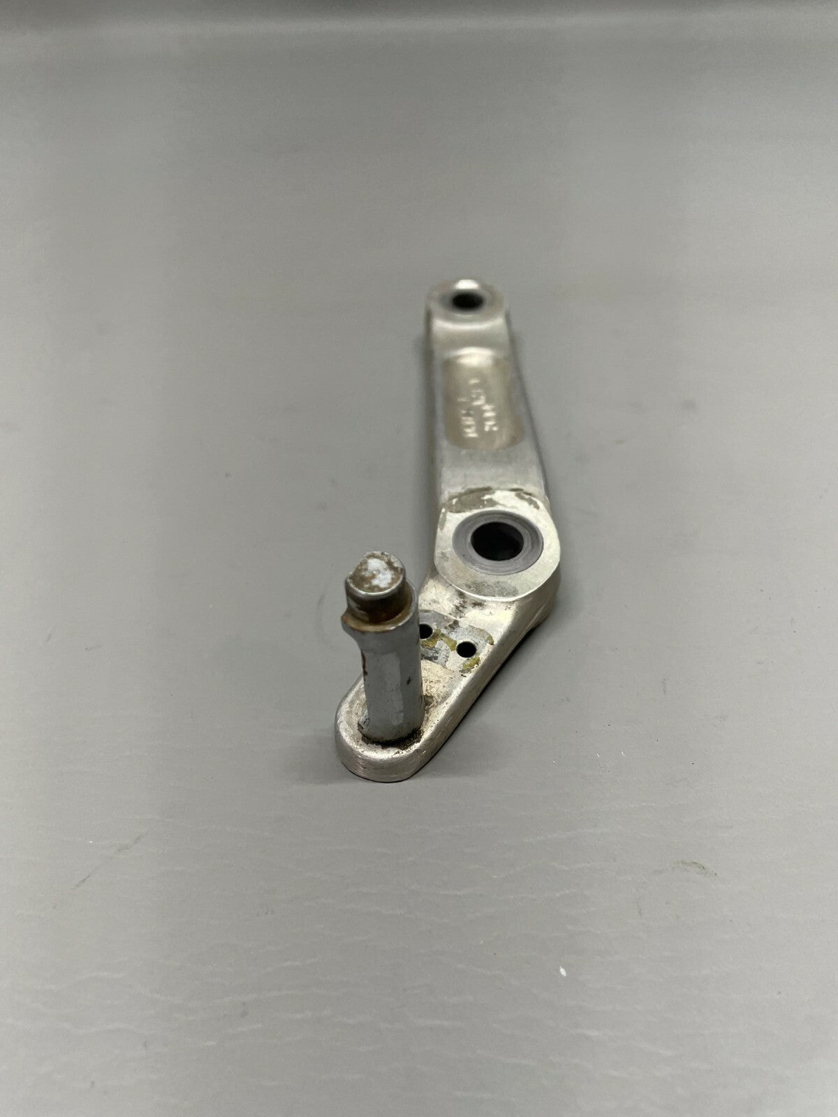 Piper Aztec/Apache Main Gear Link P/N 16188-1
