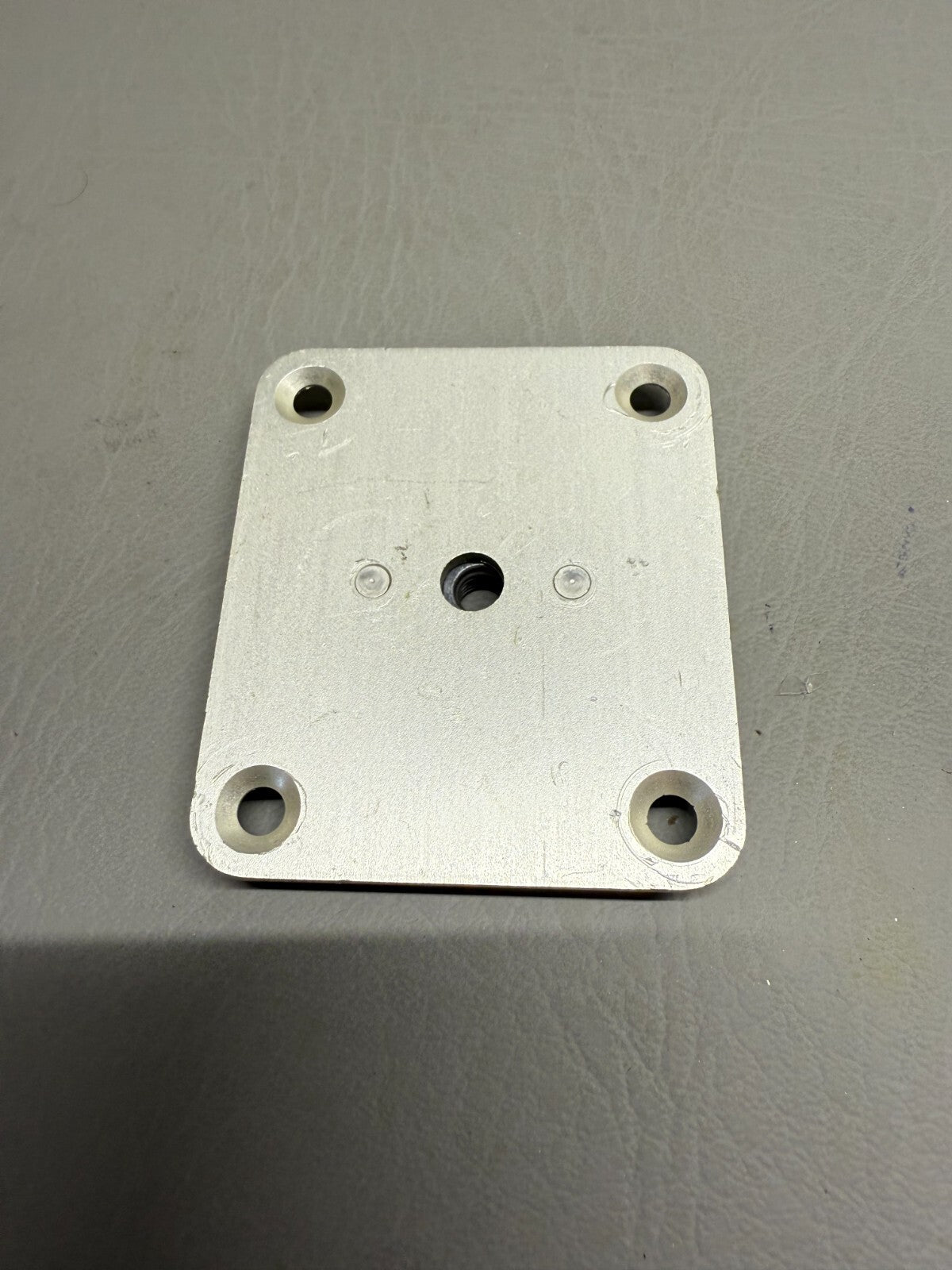 32884-003 Piper Plate Assy