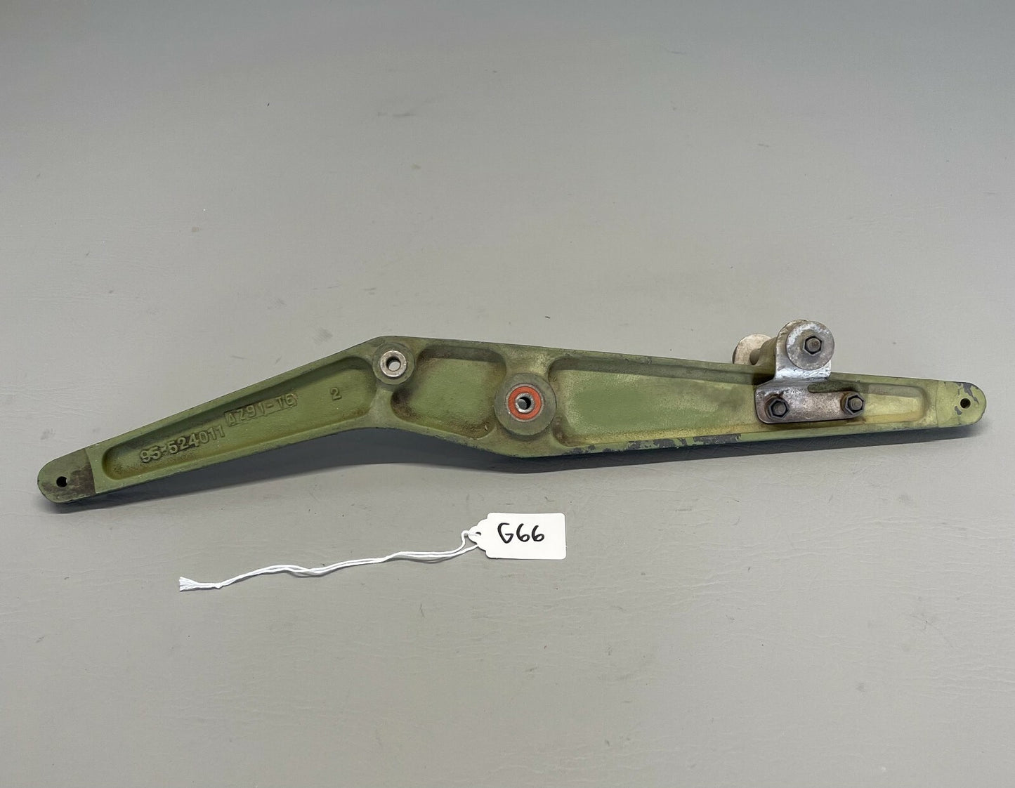 Beechcraft Baron Elevator Bellcrank P/N 95-524011