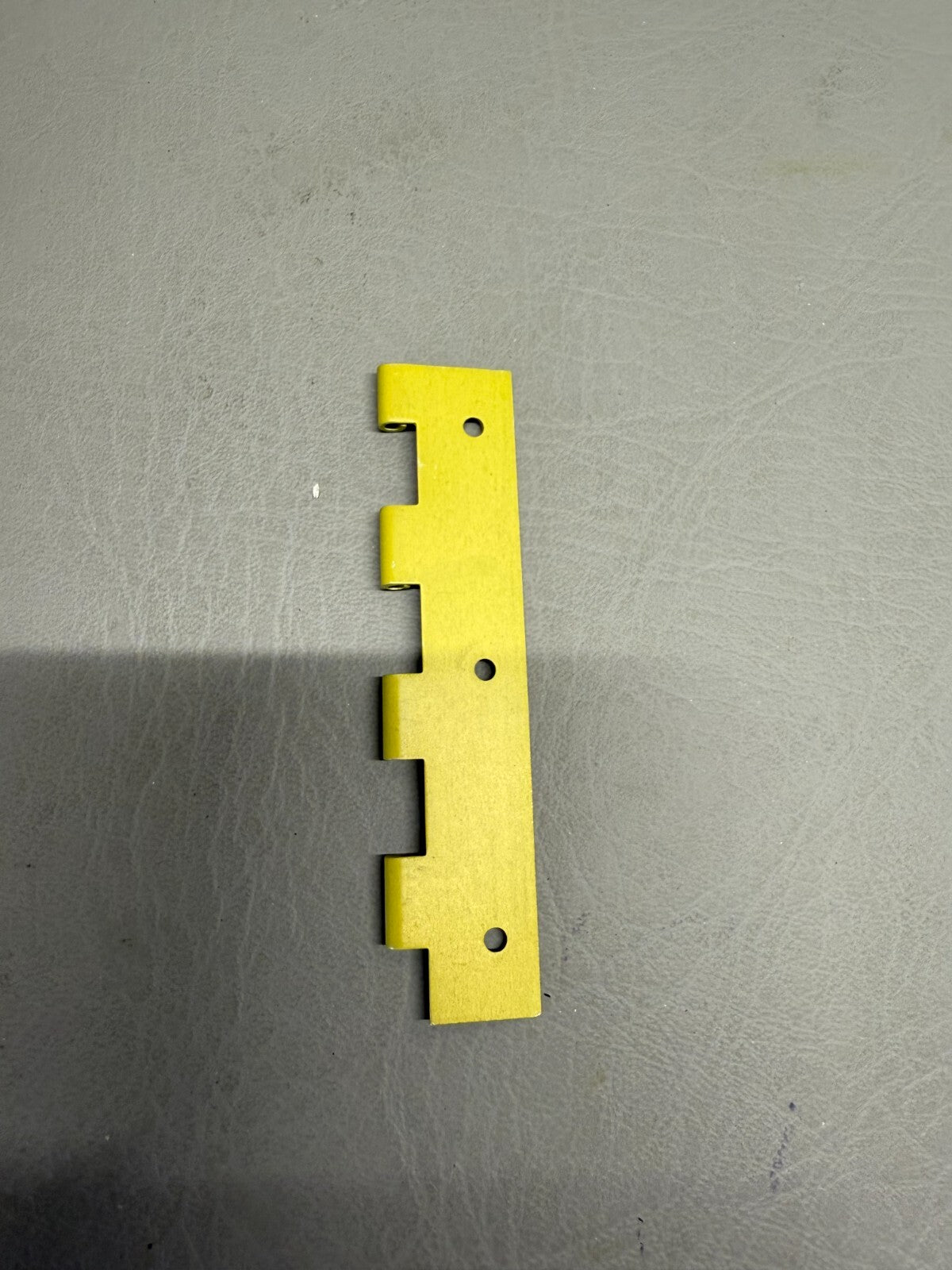 35-550562-41 Beechcraft Bonanza Fresh Air Hinge
