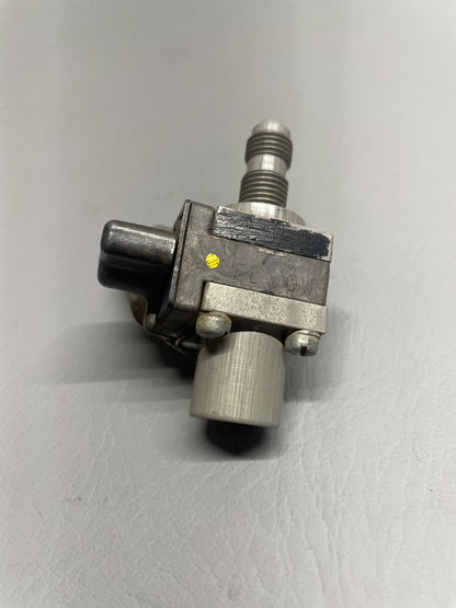 Fuel Drain Valve Assy P/N 49F9798-58