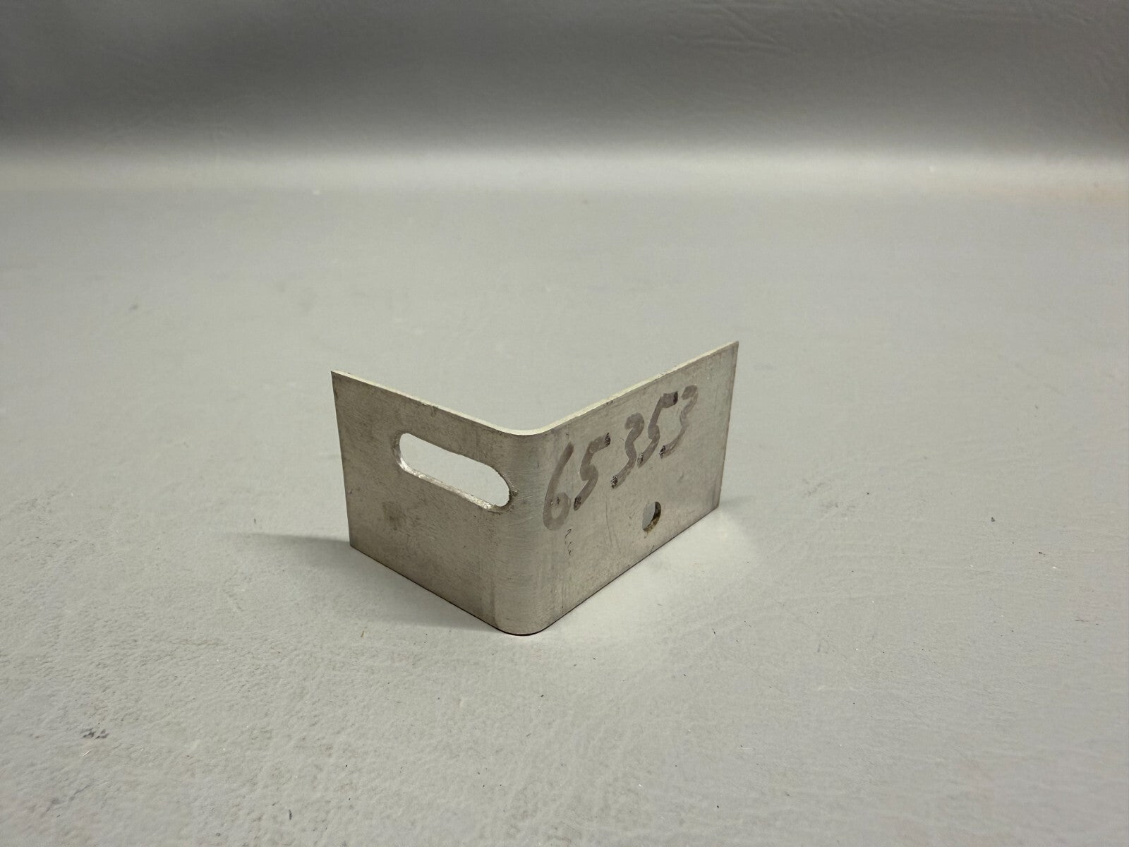 Piper Clip P/N 65353-000