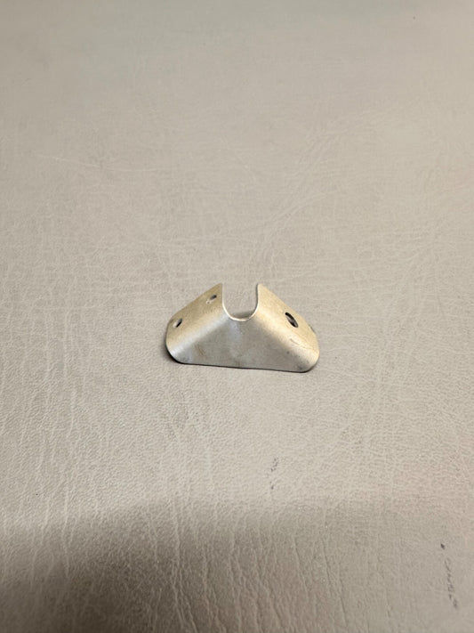 53470-000 Piper Bracket