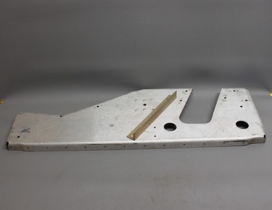 0413394-4 Cessna Bulkhead