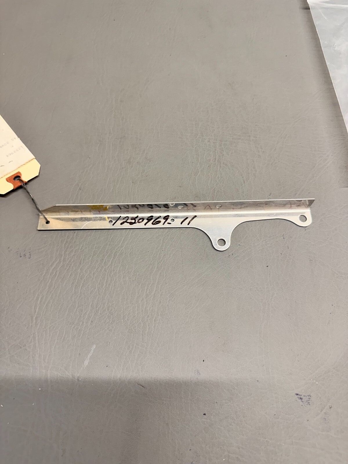 1250969-5 Cessna Support (ALT P/N 1250969-11)