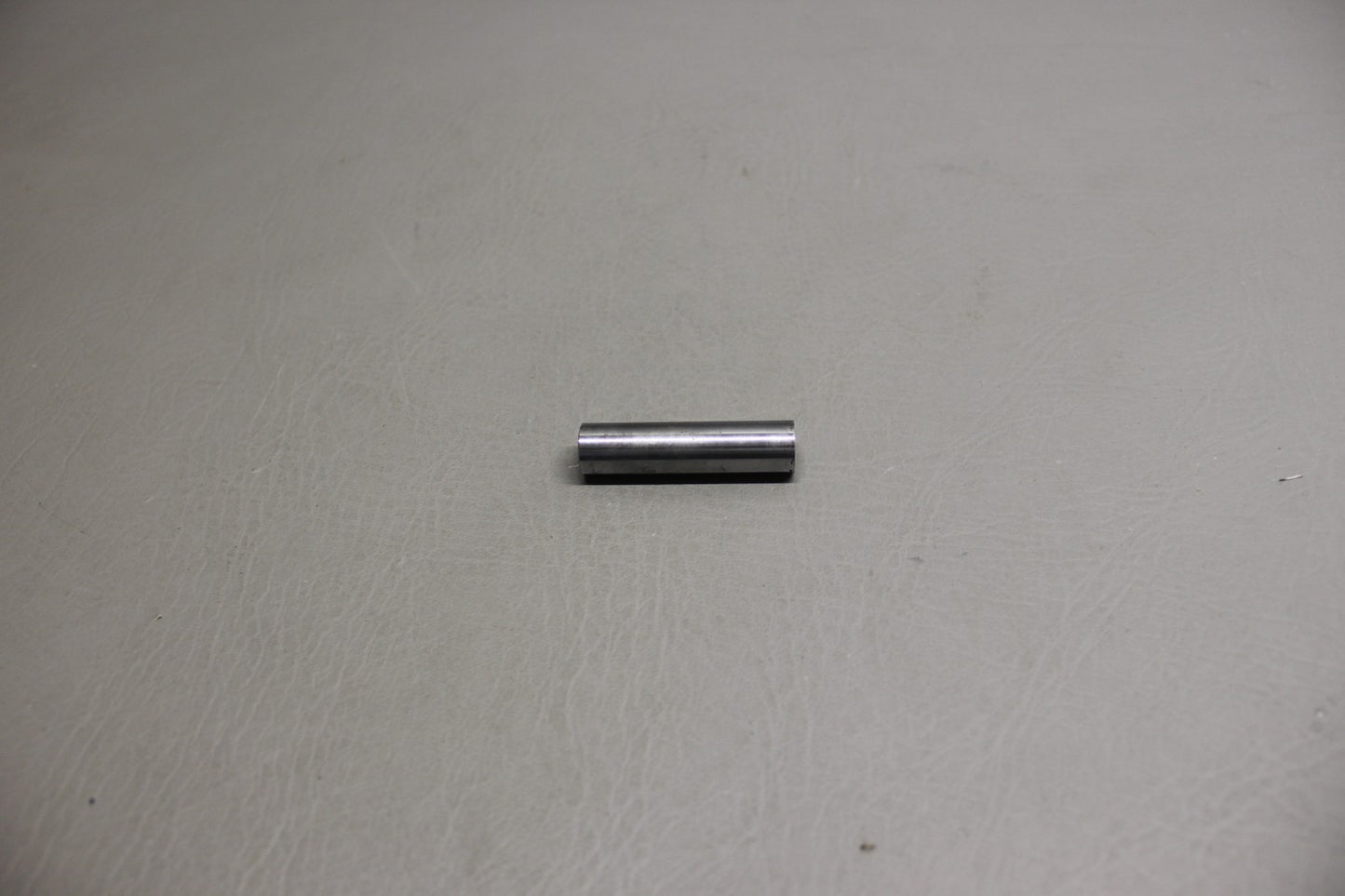 0841004-7 Cessna Spacer