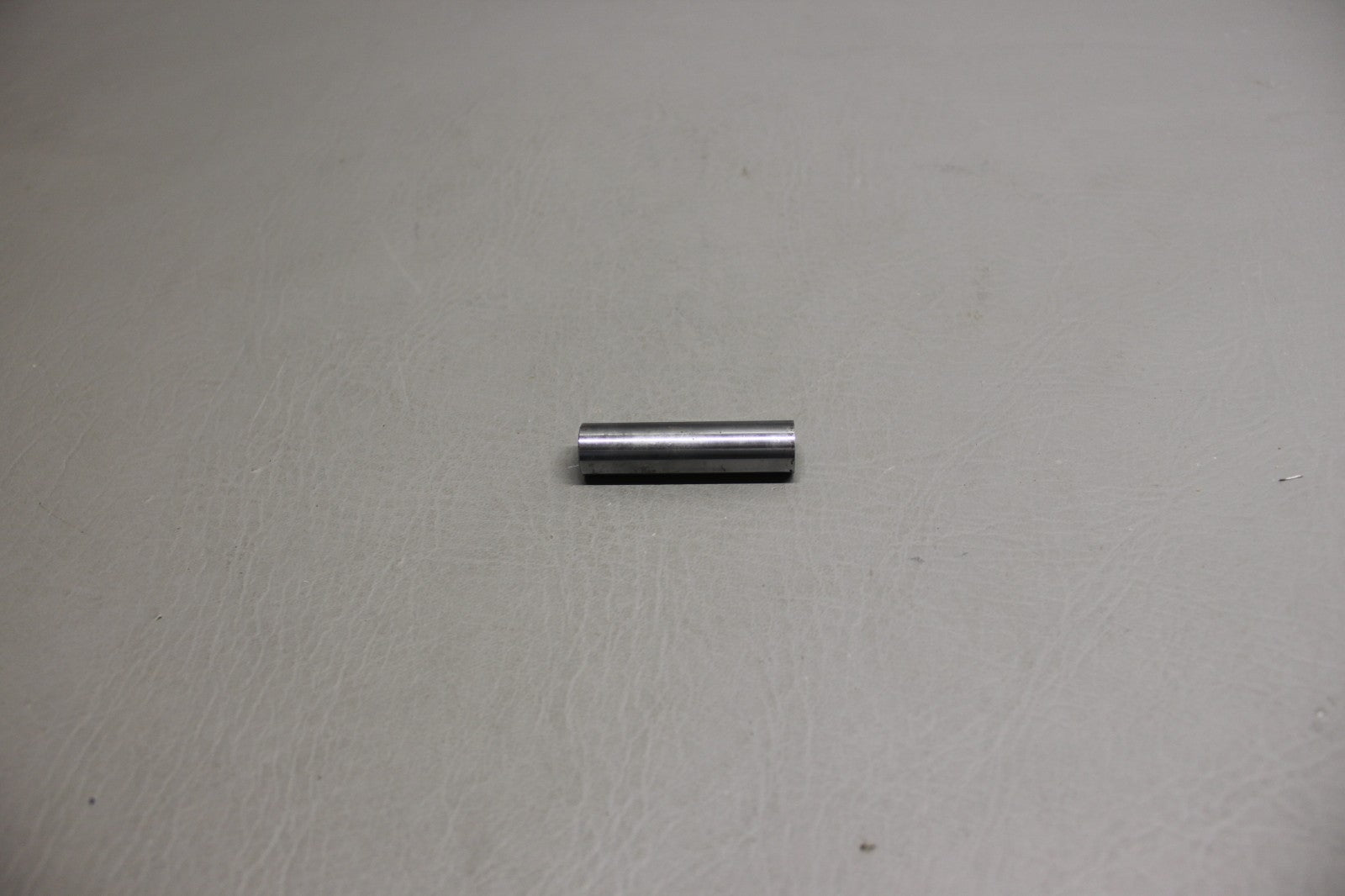 0841004-7 Cessna Spacer