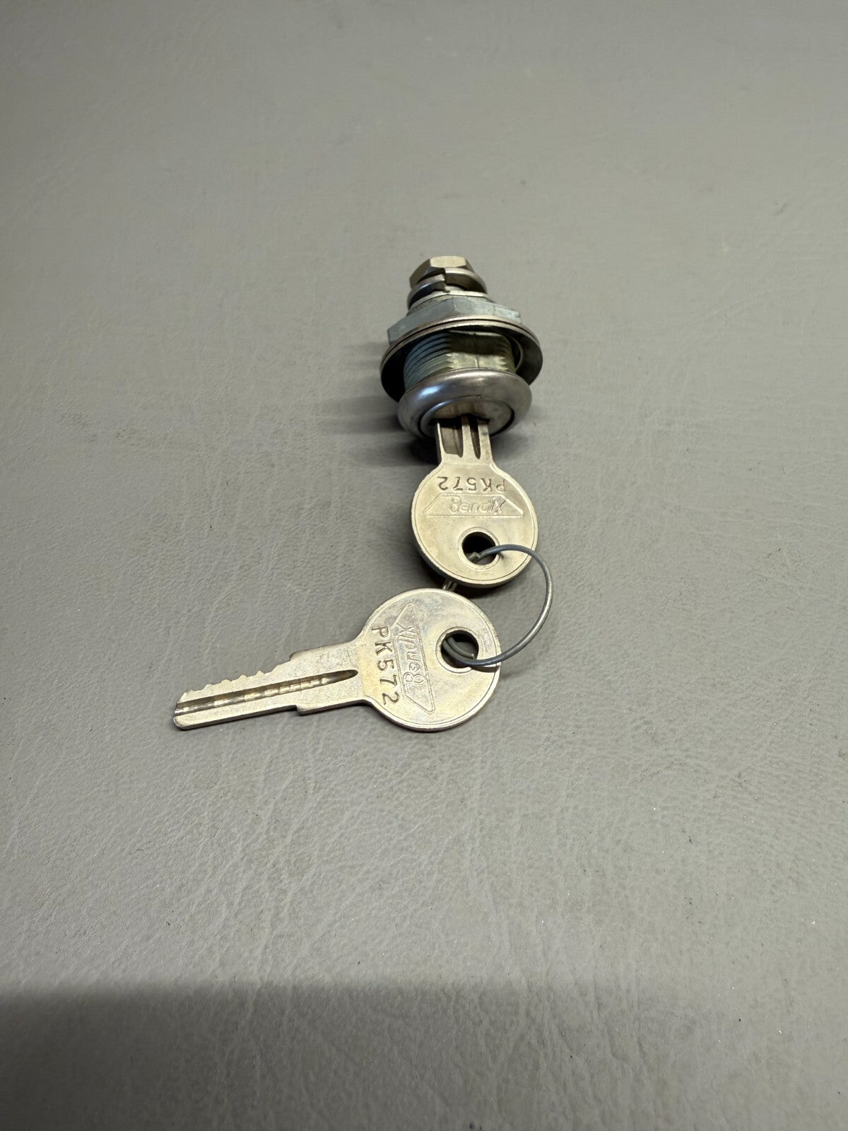 Bendix Aircraft Lock and Keys P/N 761-201