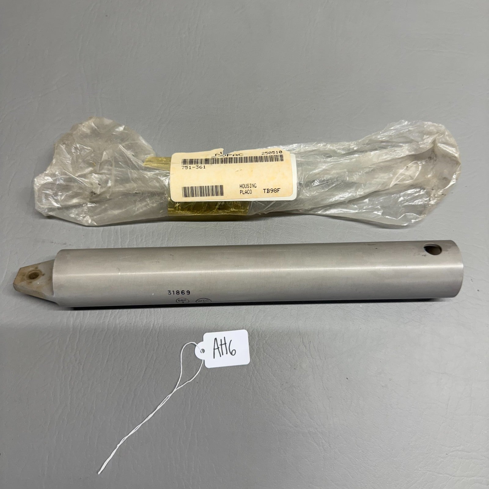 751-361 Piper Housing Assy