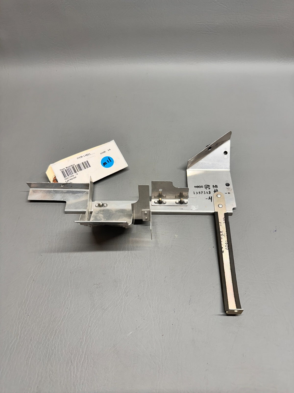 1557143-4 Cessna Baffle Assy