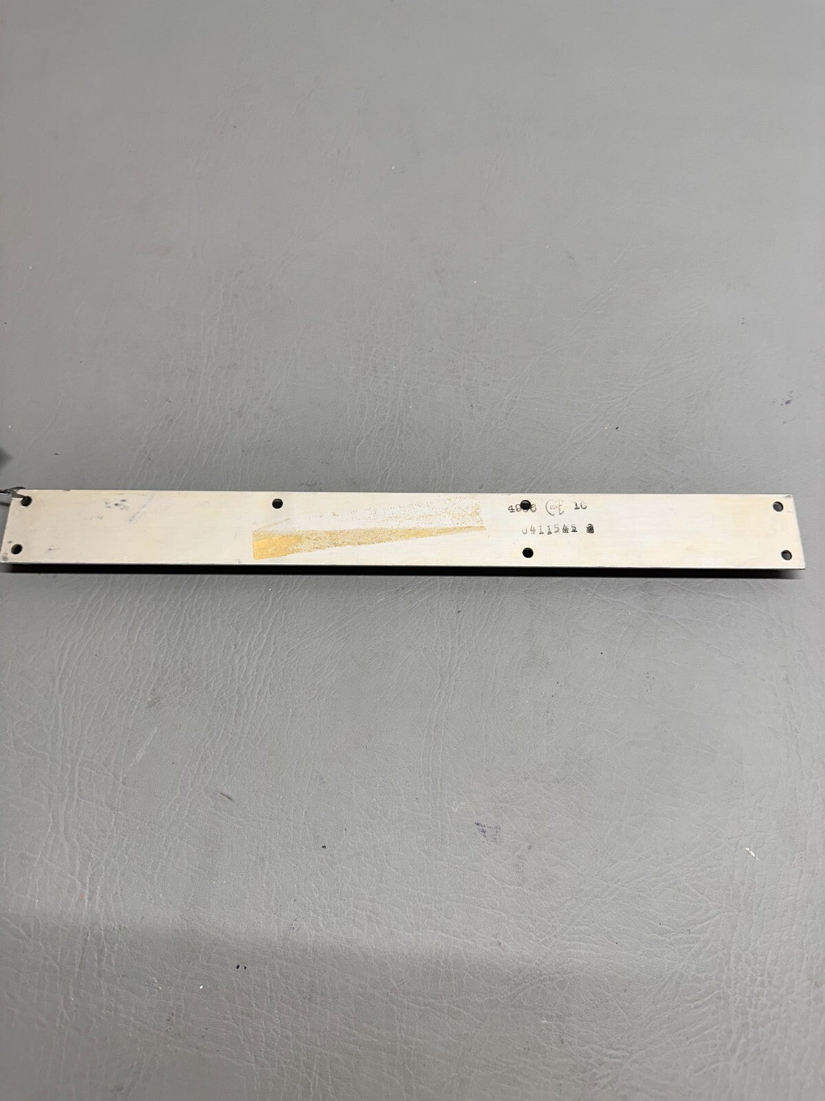 0411545-2 Cessna 150 Seat Rail (Inboard)