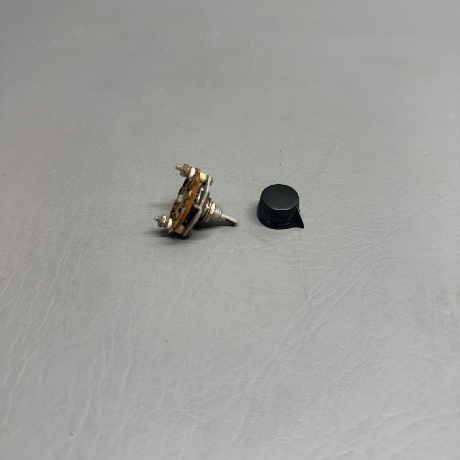 43765-000 Piper Switch