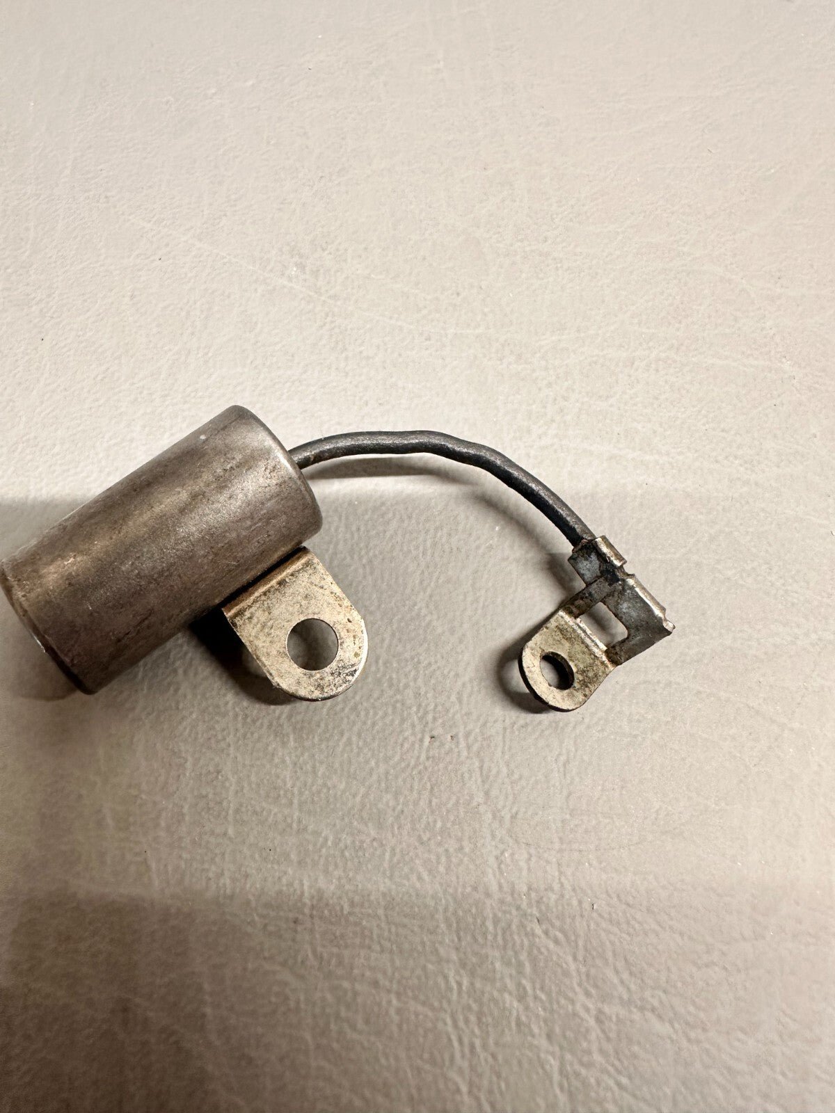 D20F18827AA Cessna Capacitor