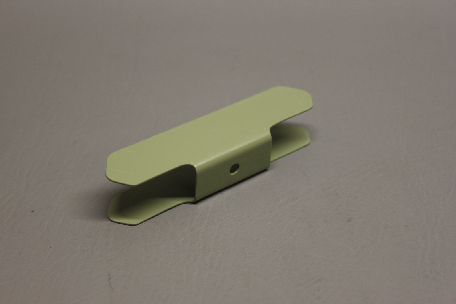 0750117-31 Cessna Engine Baffle Support