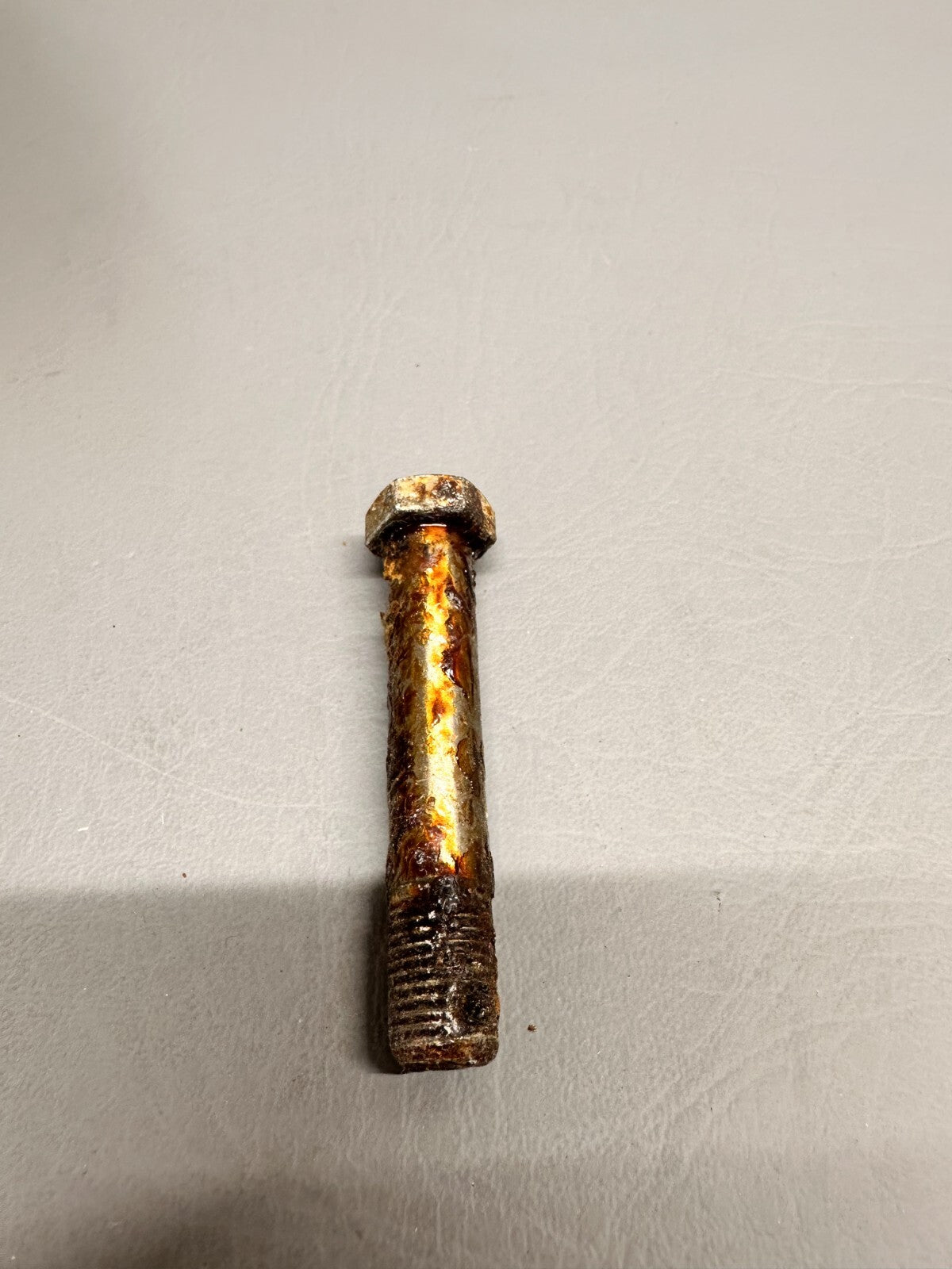 402-420 Piper Bolt
