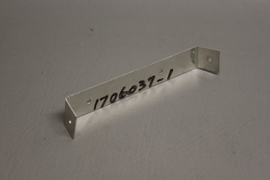 1706037-1 Cessna 177 Bracket Support
