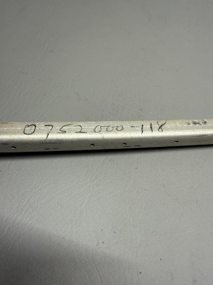 0752000-118 Cessna Angle