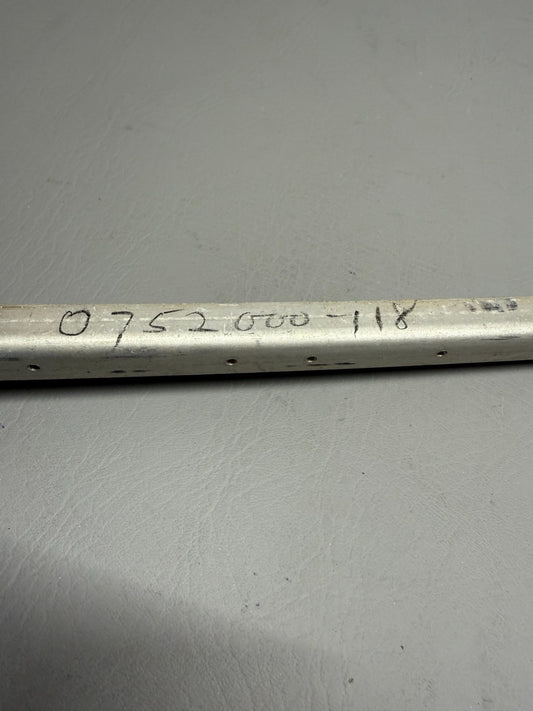 0752000-118 Cessna Angle