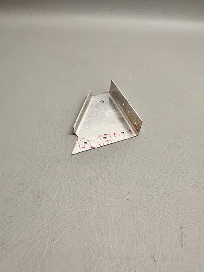 62581-000 Piper Bracket