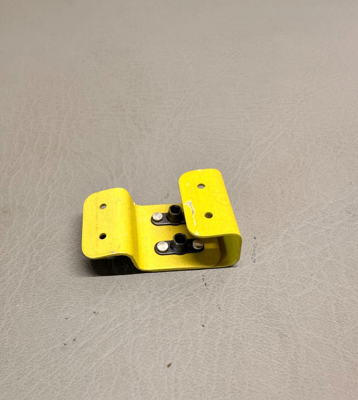 49482-002 Piper Bracket