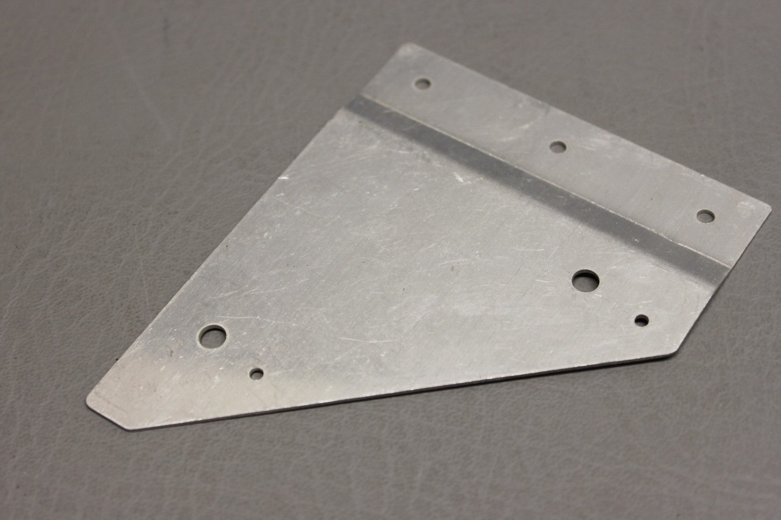 1713149-3 Cessna Nose Gear Support Gusset