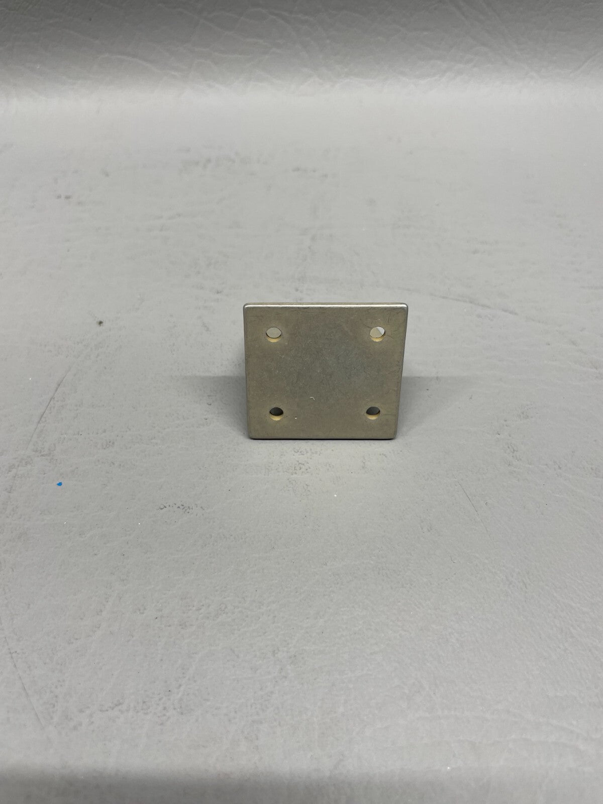 Cessna Bracket P/N 2052036-1 (NEW)