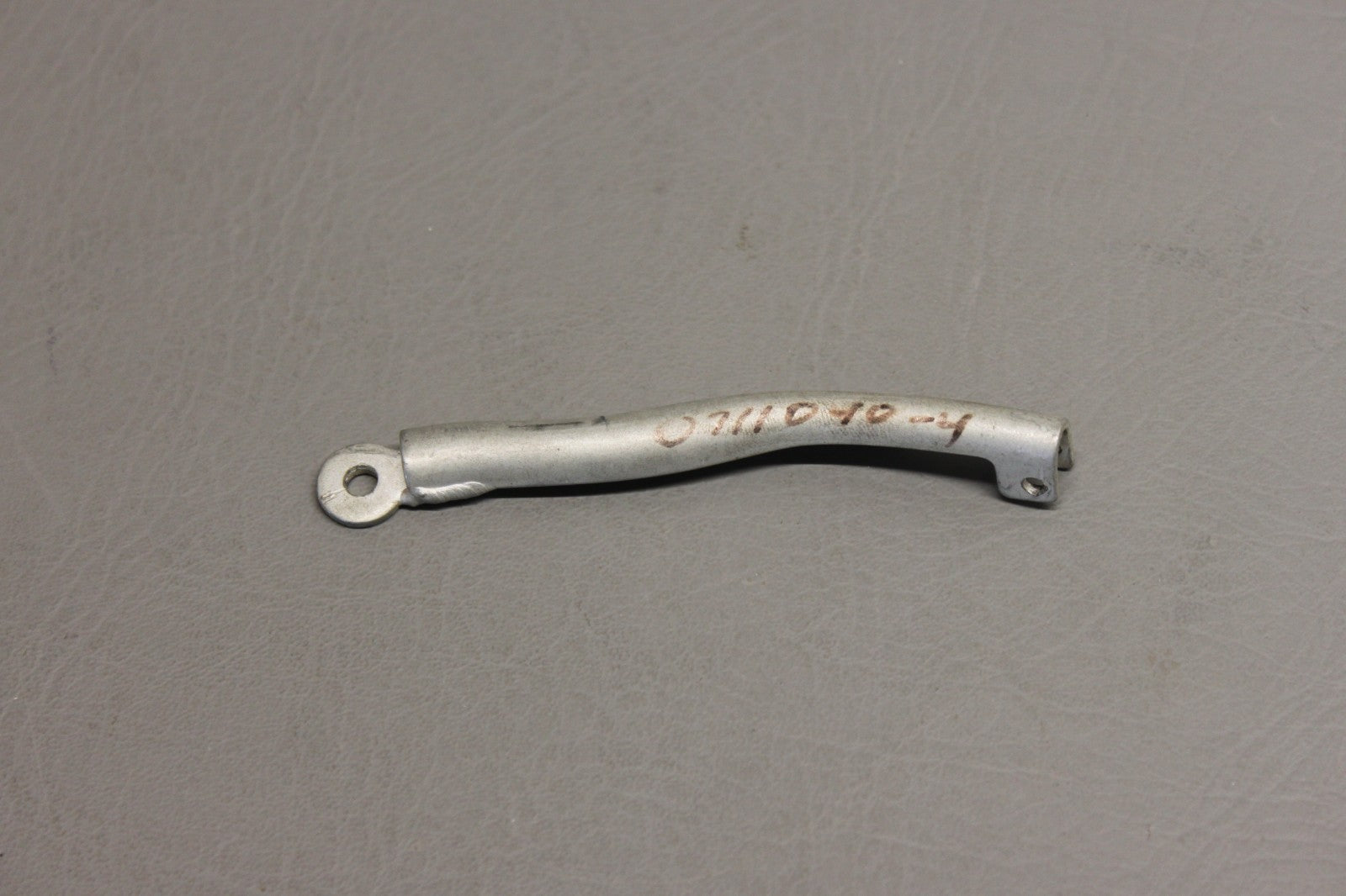 0711040-4 Cessna Door Stop Arm Assy