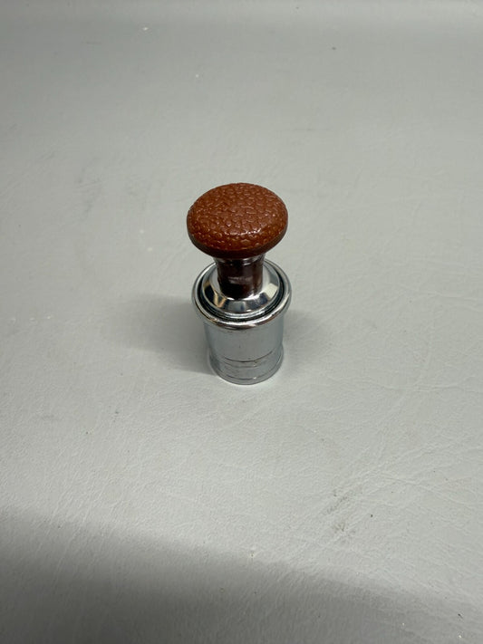 Piper Lighter Knob P/N 472-869