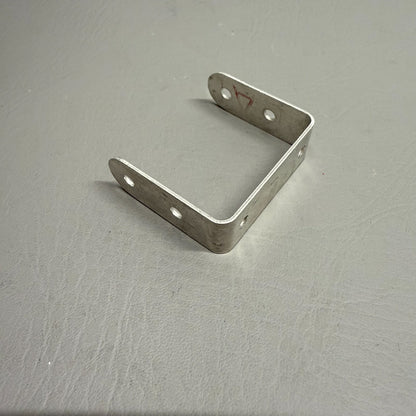 Piper Stab Trim Bracket P/N 68472-000
